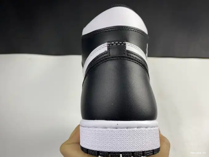 Cheap TB 555088-010 White (2014) 1 Black Jordan Retro Air 0615